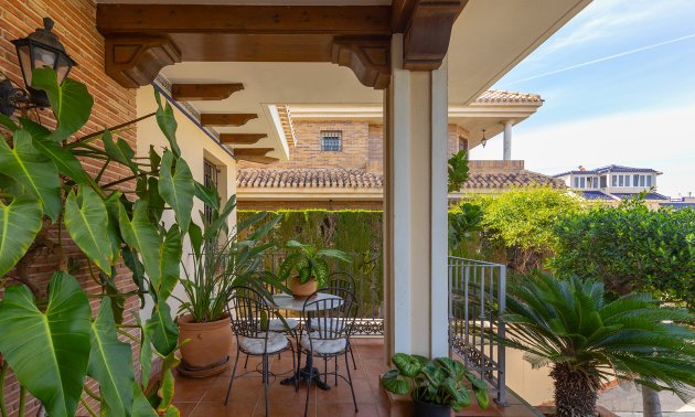 Resale - Villa -
Torrevieja - La Veleta