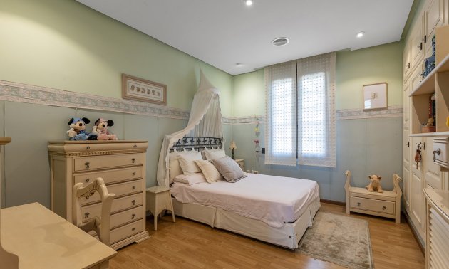 Resale - Villa -
Torrevieja - La Veleta