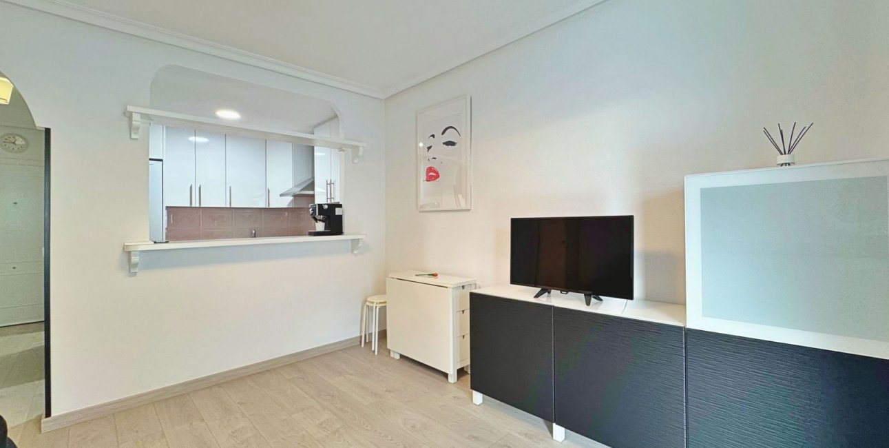 Resale - Apartment / flat -
La Mata - La Mata - Town