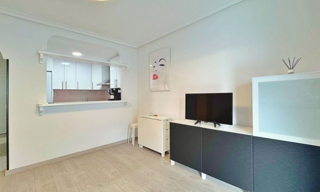 Resale - Apartment / flat -
La Mata - La Mata - Town