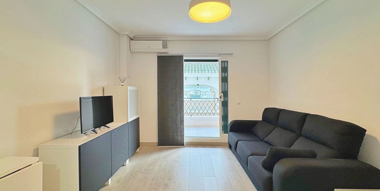 Resale - Apartment / flat -
La Mata - La Mata - Town