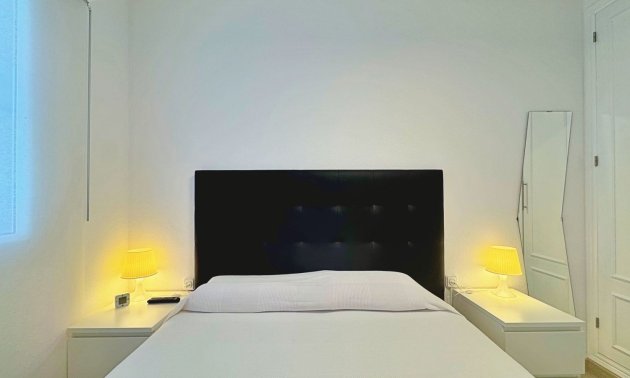 Resale - Apartment / flat -
La Mata - La Mata - Town