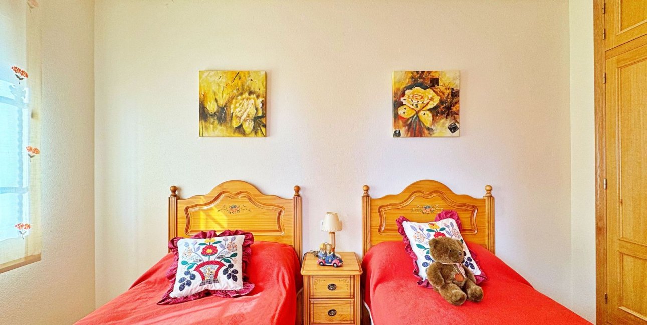 Resale - Townhouse -
Orihuela Costa - Villamartin