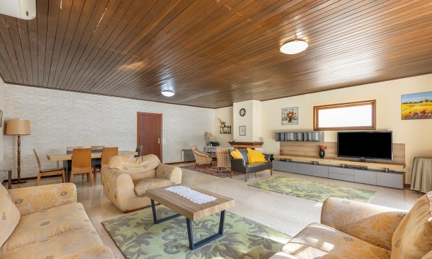 Rynek wtórny - Willa -
Orihuela Costa - Las Filipinas