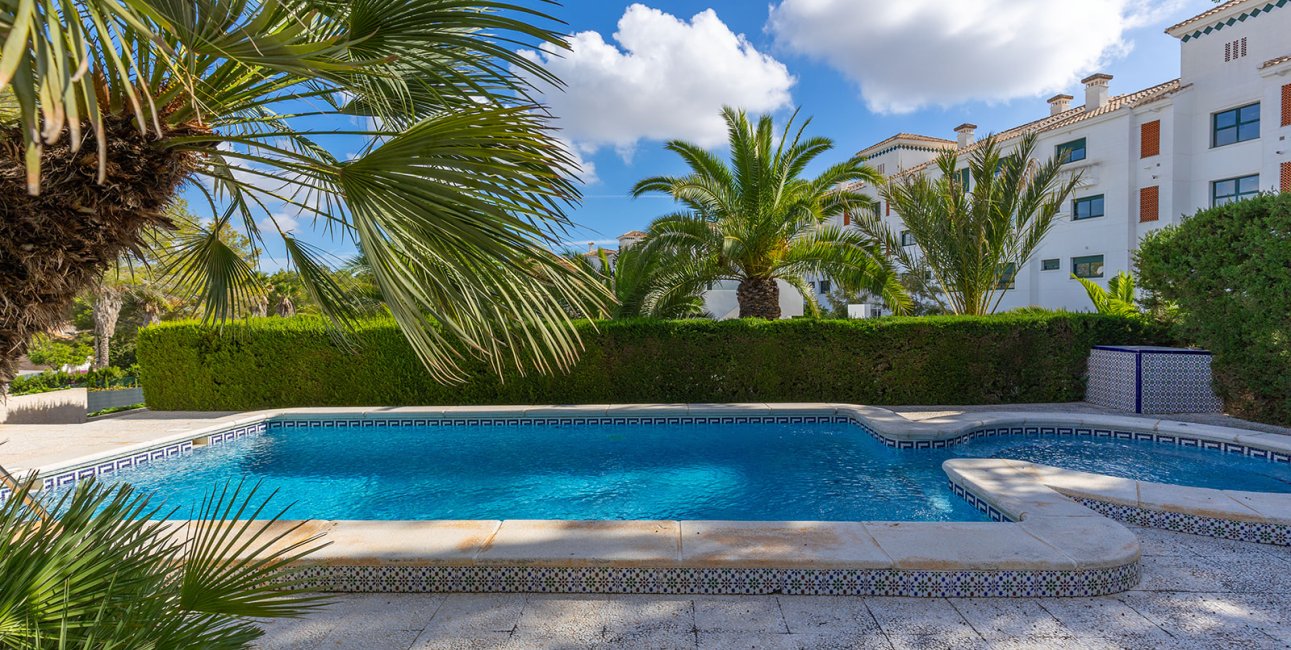 Rynek wtórny - Willa -
Orihuela Costa - Las Filipinas