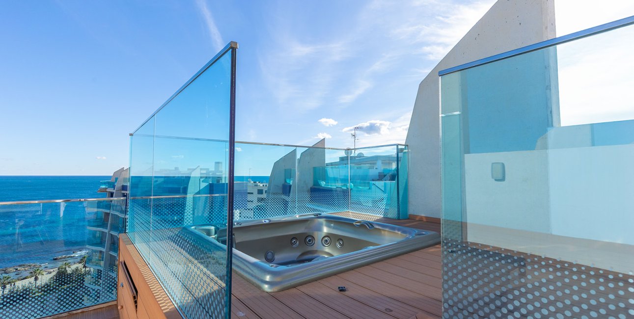 Resale - Apartment / flat -
Orihuela Costa - Punta Prima