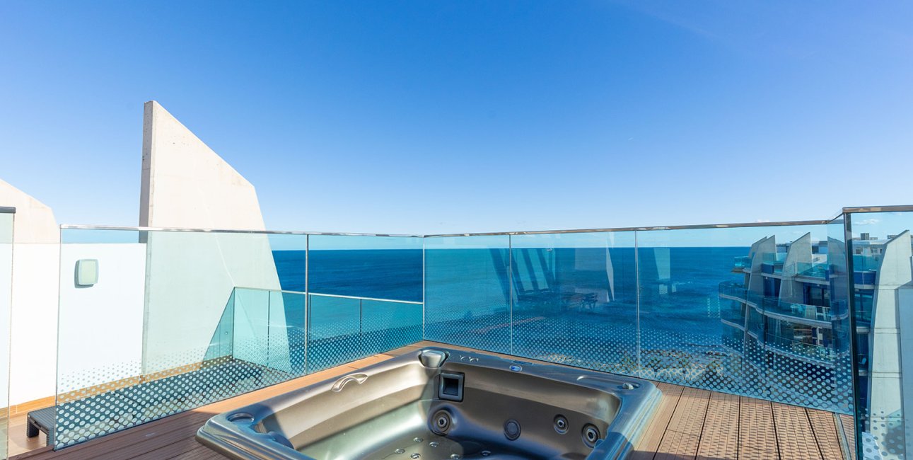 Resale - Apartment / flat -
Orihuela Costa - Punta Prima