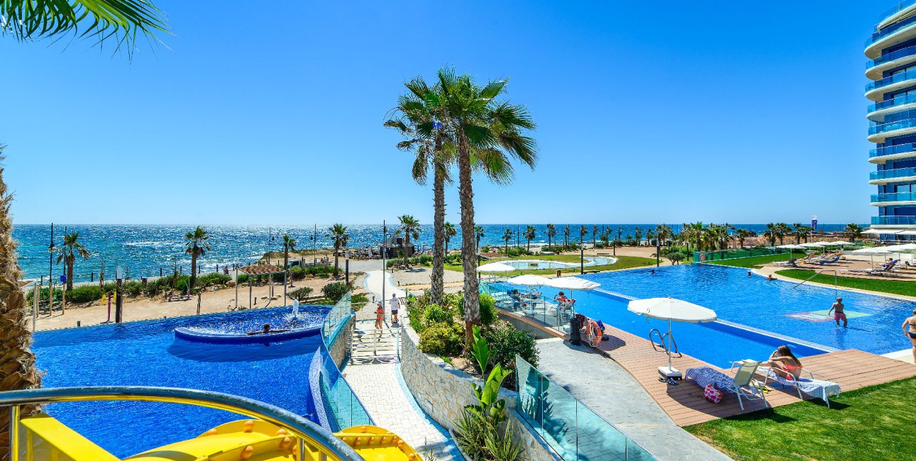 Resale - Apartment / flat -
Orihuela Costa - Punta Prima