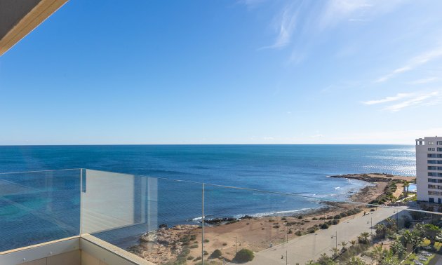 Resale - Apartment / flat -
Orihuela Costa - Punta Prima