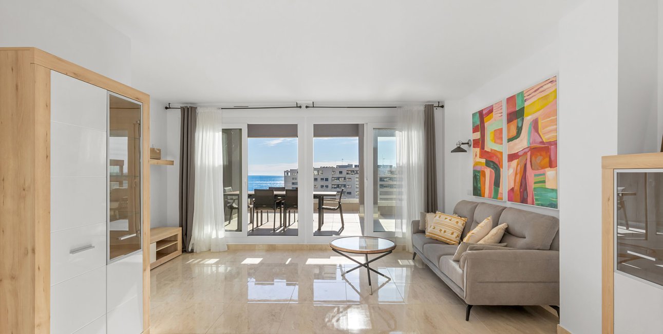 Resale - Apartment / flat -
Orihuela Costa - Punta Prima