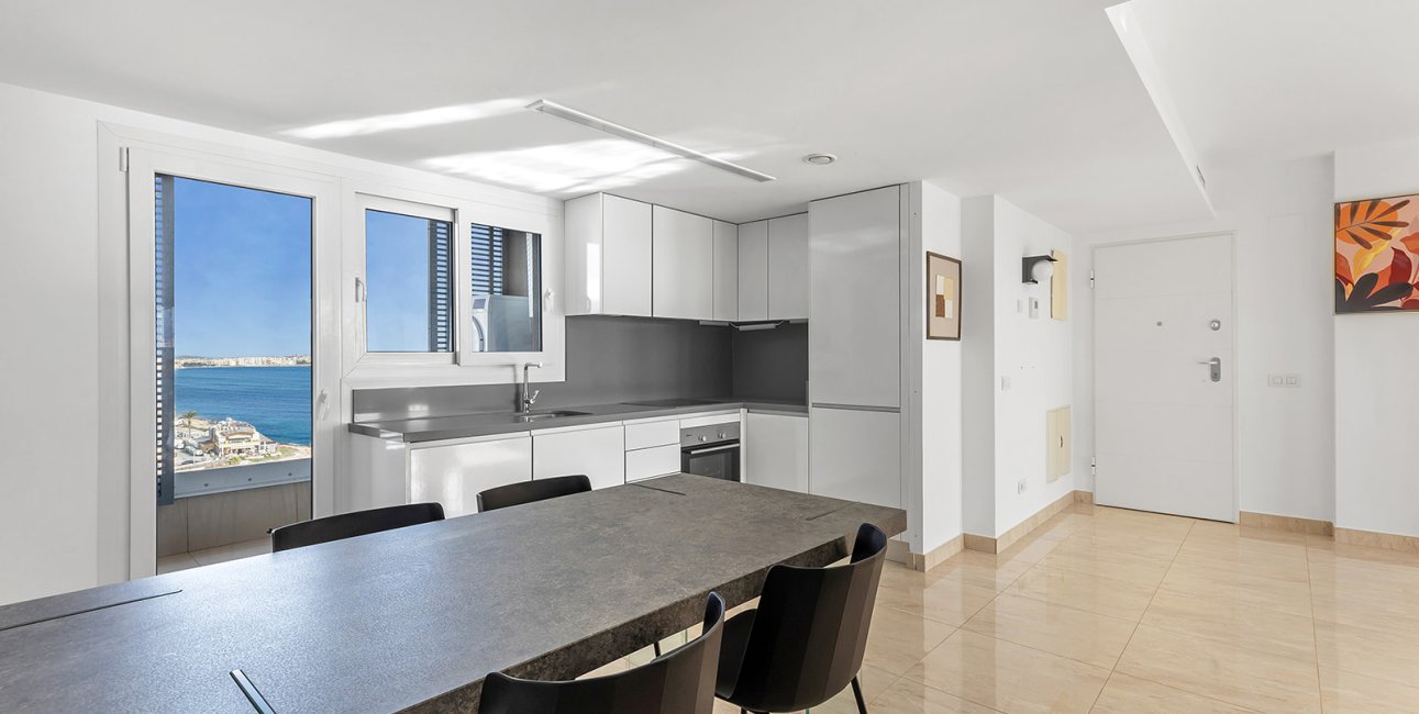 Resale - Apartment / flat -
Orihuela Costa - Punta Prima