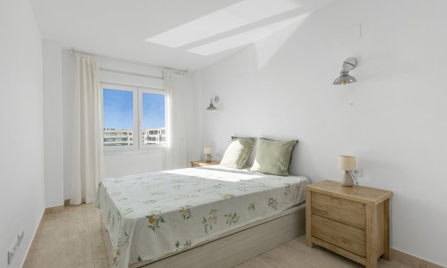 Resale - Apartment / flat -
Orihuela Costa - Punta Prima