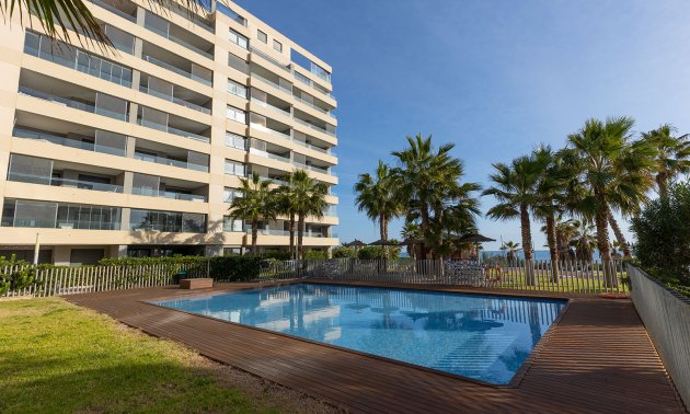 Resale - Apartment / flat -
Orihuela Costa - Punta Prima