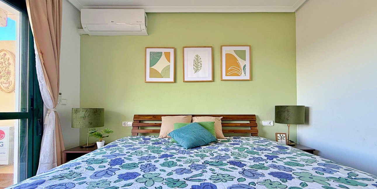 Resale - Townhouse -
Orihuela Costa - Lomas de Campoamor