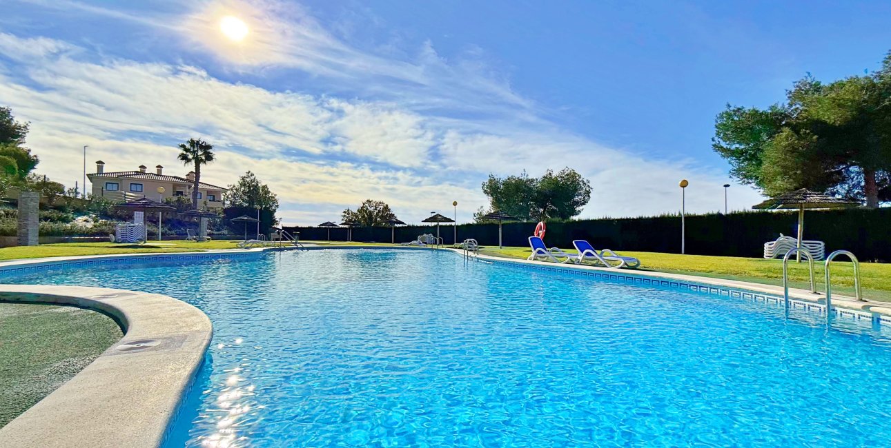 Resale - Townhouse -
Orihuela Costa - Lomas de Campoamor