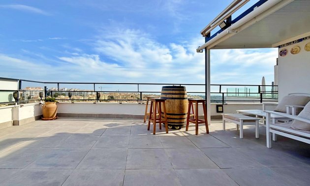 Resale - Apartment / flat -
Orihuela Costa - Lomas de Campoamor