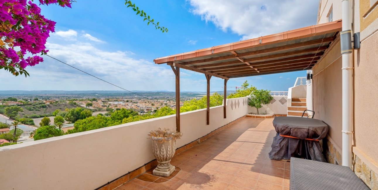 Resale - Townhouse -
Ciudad Quesada - Ciudad Quesada - Town