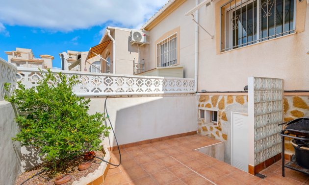 Resale - Townhouse -
Ciudad Quesada - Ciudad Quesada - Town