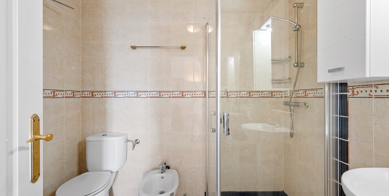 Resale - Townhouse -
Ciudad Quesada - Ciudad Quesada - Town