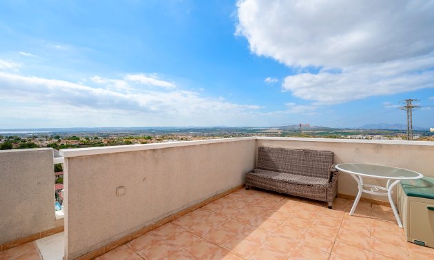 Resale - Townhouse -
Ciudad Quesada - Ciudad Quesada - Town