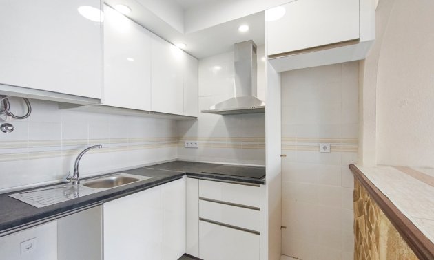 Rynek wtórny - Dom Szeregowy -
Torrevieja - Lago Jardin