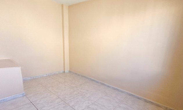 Rynek wtórny - Dom Szeregowy -
Torrevieja - Lago Jardin