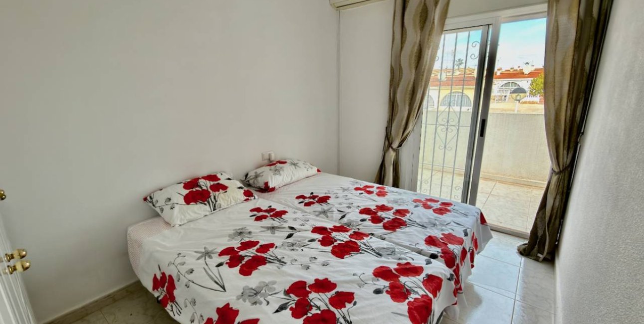 Resale - Villa -
Ciudad Quesada - Ciudad Quesada - Town