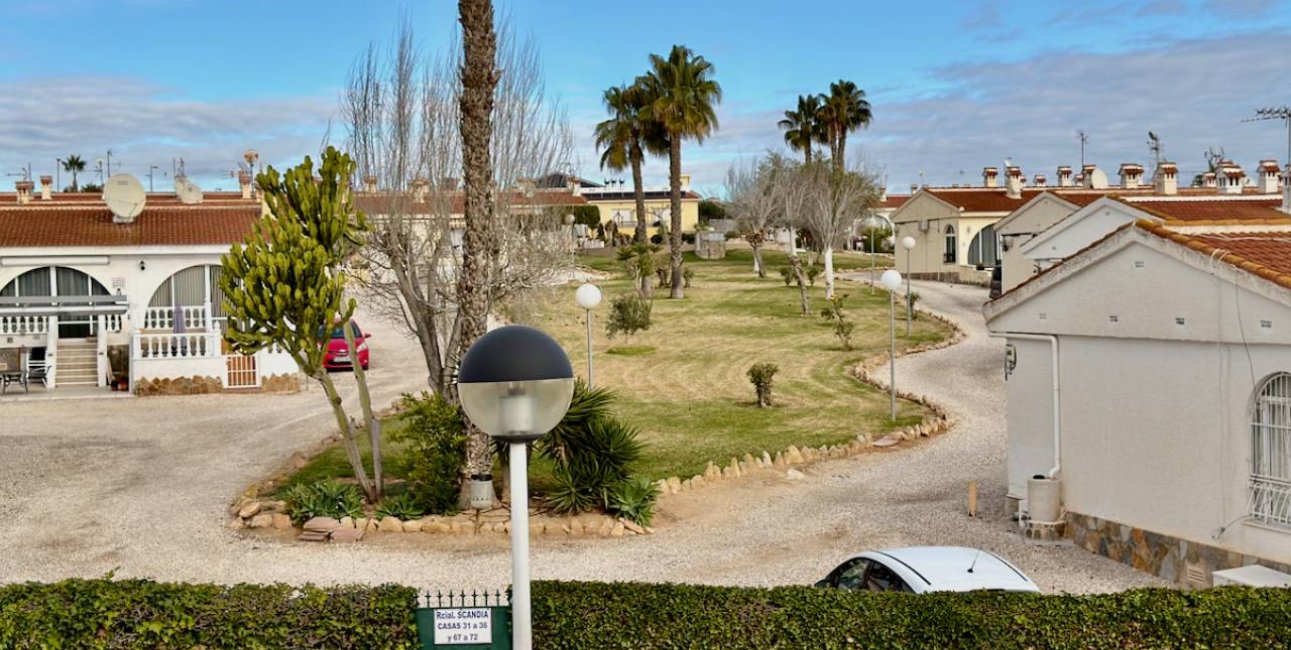 Resale - Villa -
Ciudad Quesada - Ciudad Quesada - Town