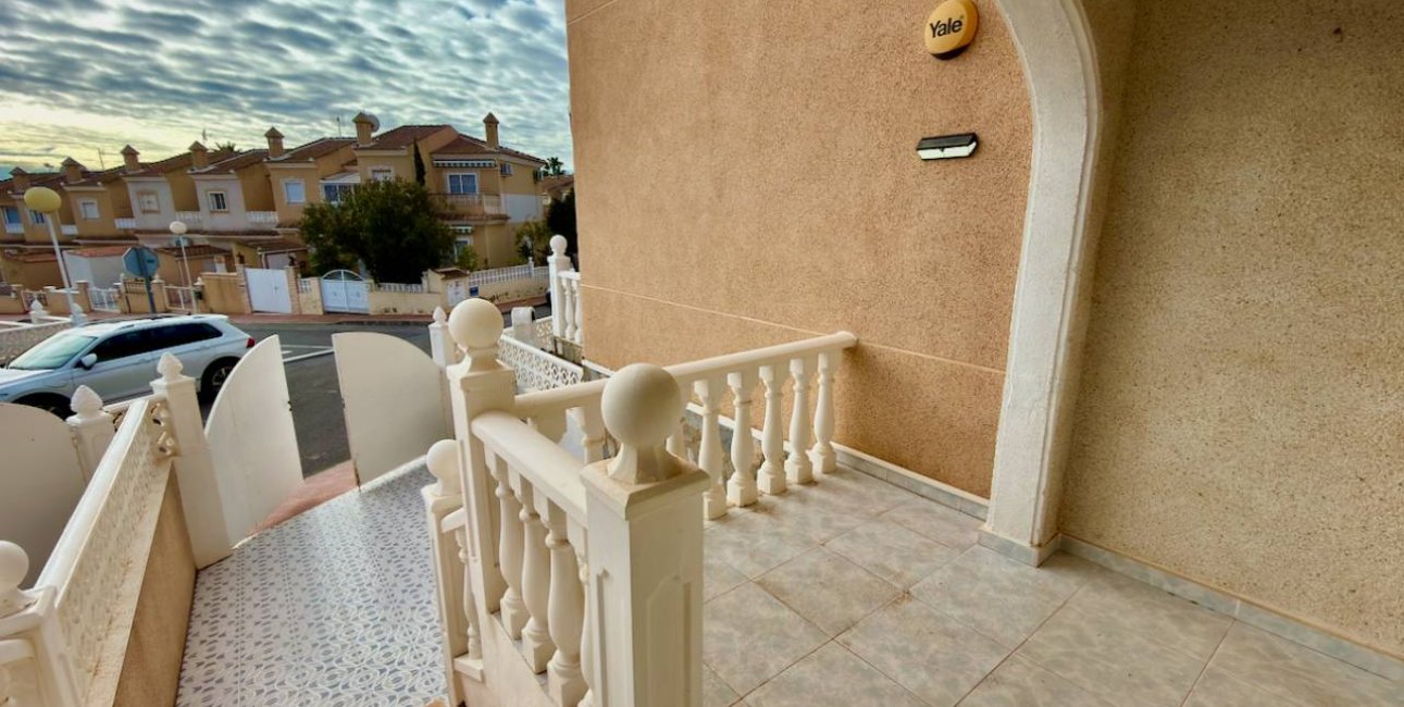 Resale - Villa -
Ciudad Quesada - Ciudad Quesada - Town