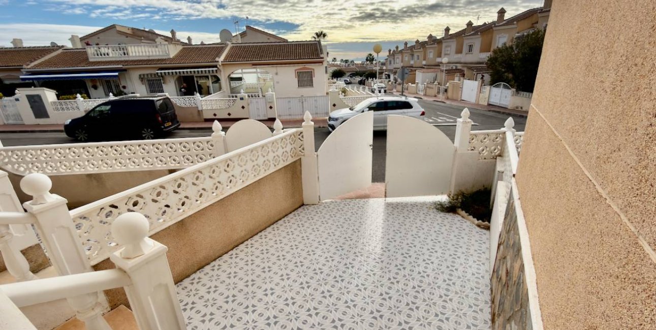 Resale - Villa -
Ciudad Quesada - Ciudad Quesada - Town