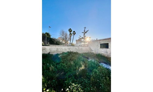 Rynek wtórny - Willa -
Torrevieja - Aguas Nuevas