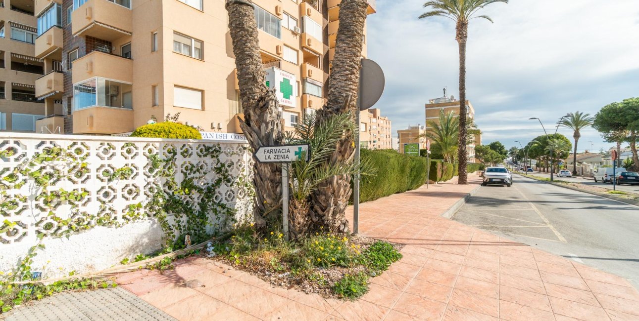 Wynajem długoterminowy - Lokal handlowy -
Orihuela Costa - La Zenia