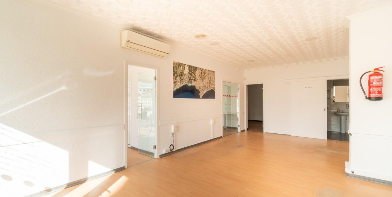 Wynajem długoterminowy - Lokal handlowy -
Orihuela Costa - La Zenia