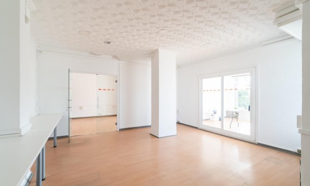 Wynajem długoterminowy - Lokal handlowy -
Orihuela Costa - La Zenia