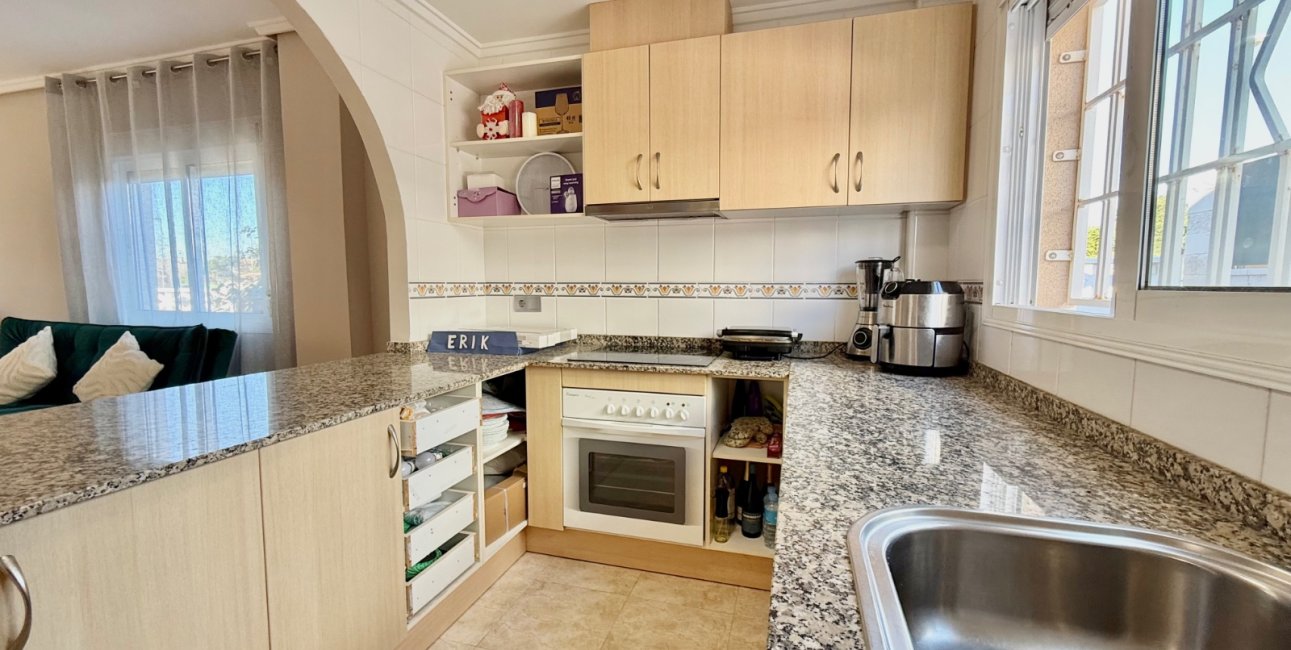 Resale - Townhouse -
Ciudad Quesada - Doña Pepa