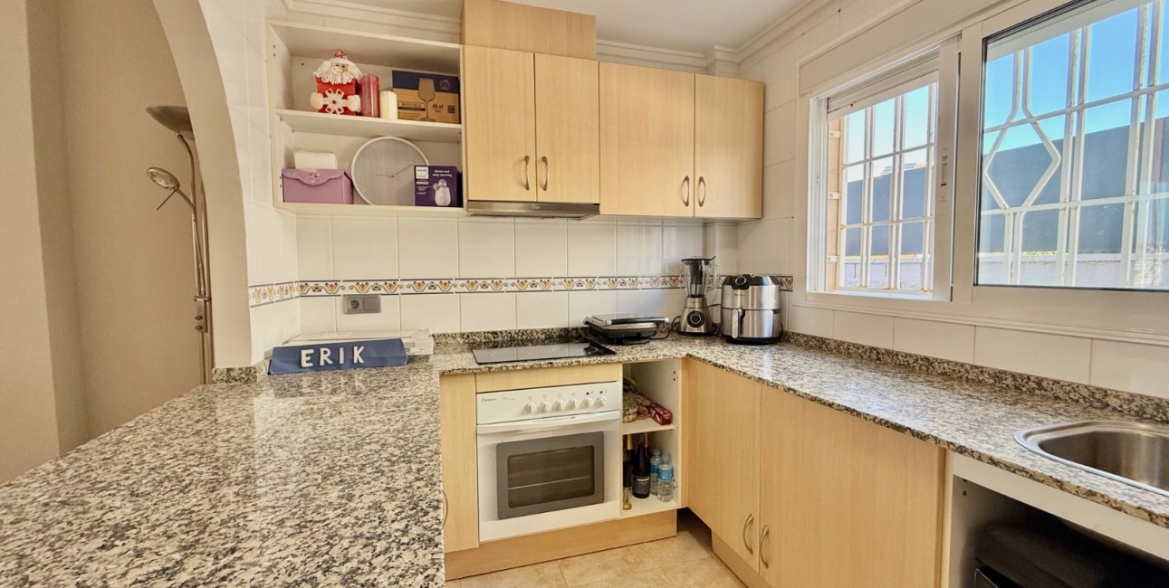 Resale - Townhouse -
Ciudad Quesada - Doña Pepa