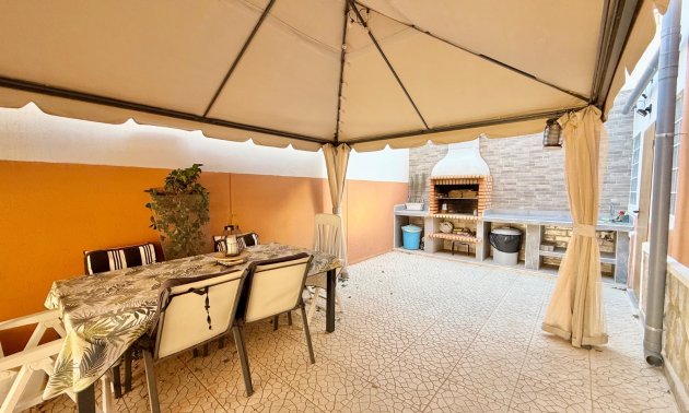 Resale - Townhouse -
Ciudad Quesada - Doña Pepa