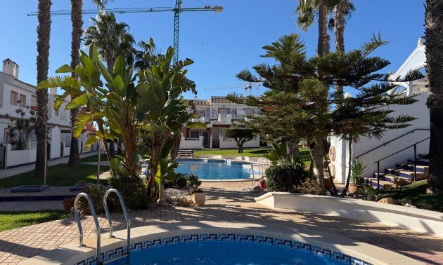 Resale - Townhouse -
Ciudad Quesada - Doña Pepa