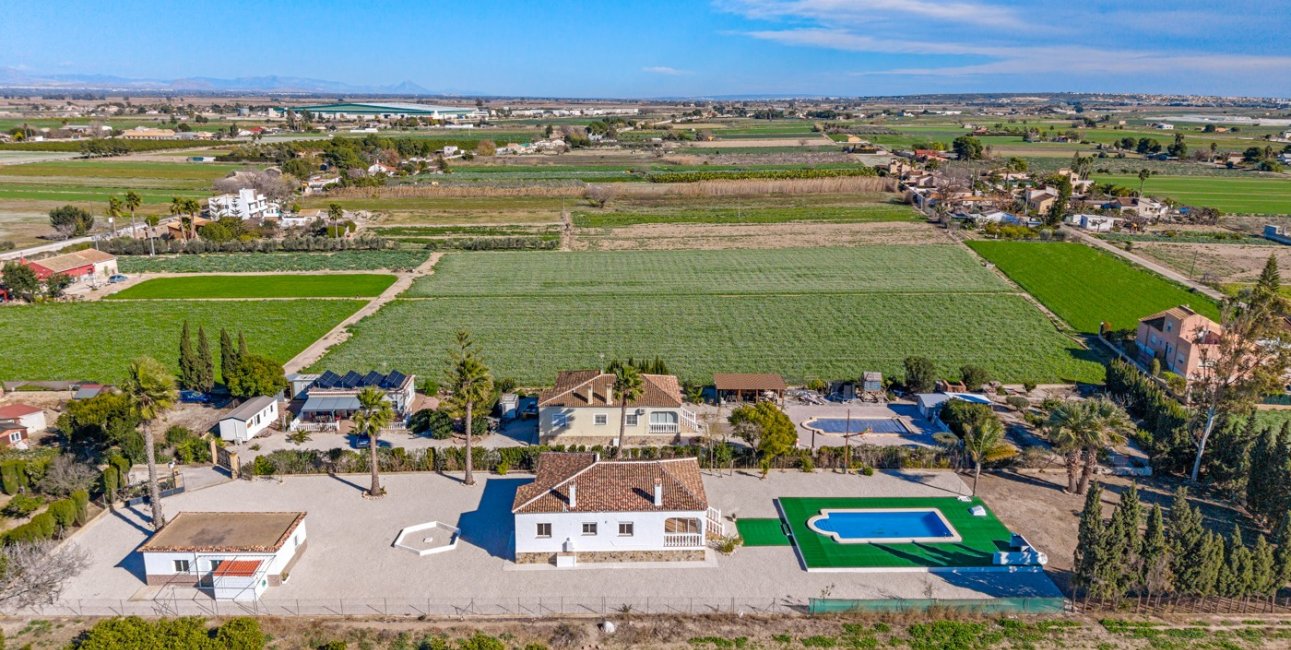 Reventa - Finca -
Dolores