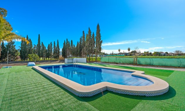 Reventa - Finca -
Dolores