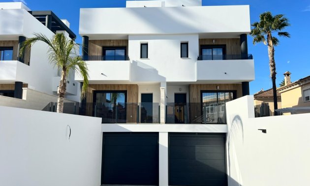 Rynek pierwotny - Willa -
Benferri - Benfis Park