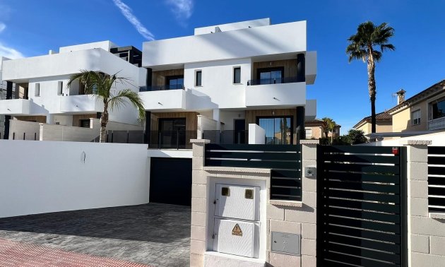 Rynek pierwotny - Willa -
Benferri - Benfis Park