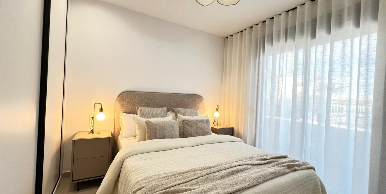 Rynek pierwotny - Willa -
Benferri - Benfis Park