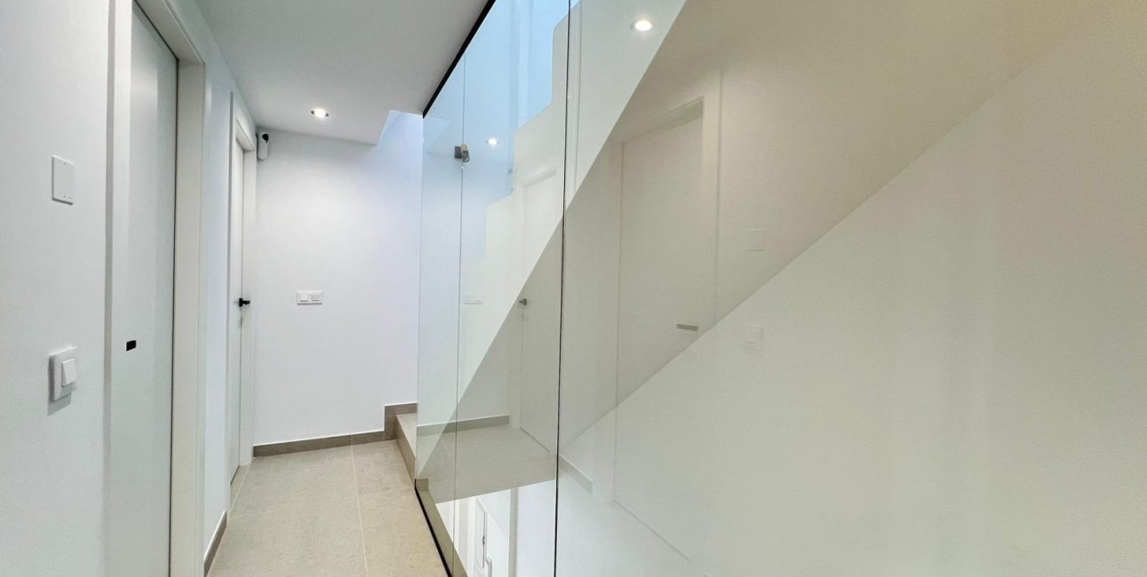 Rynek pierwotny - Willa -
Benferri - Benfis Park