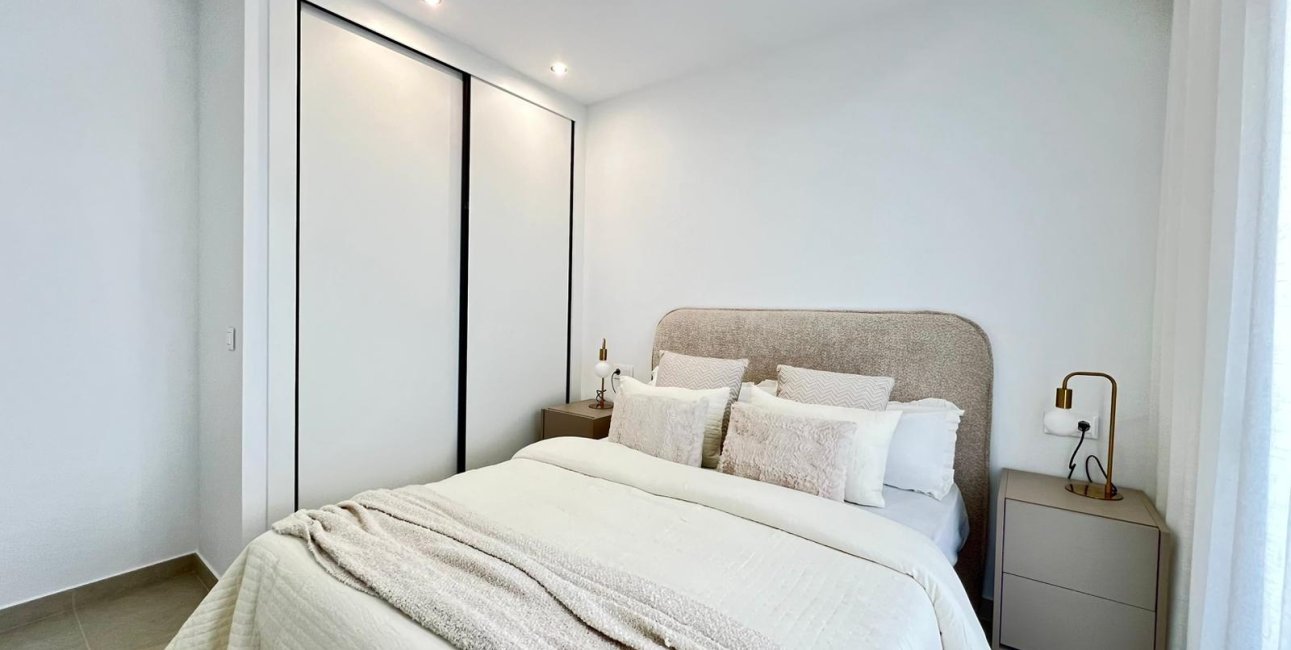 Rynek pierwotny - Willa -
Benferri - Benfis Park