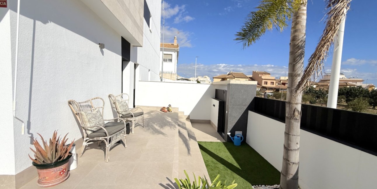 Reventa - Bungalow -
Pilar de la Horadada - Costa Blanca Sur