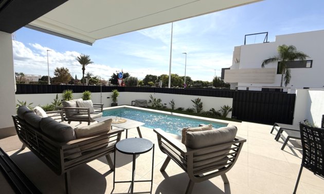 Reventa - Bungalow -
Pilar de la Horadada - Costa Blanca Sur