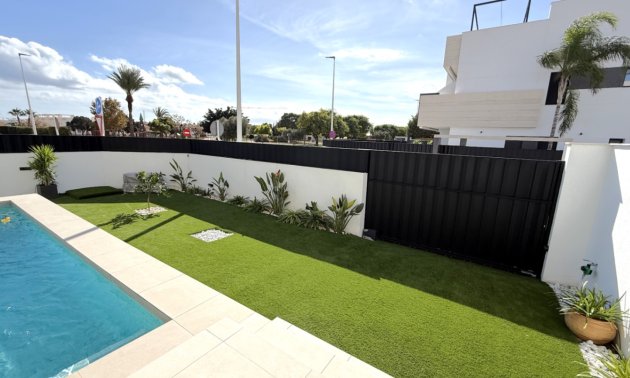 Reventa - Bungalow -
Pilar de la Horadada - Costa Blanca Sur