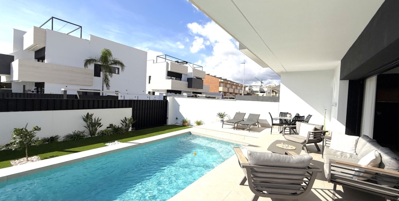 Reventa - Bungalow -
Pilar de la Horadada - Costa Blanca Sur