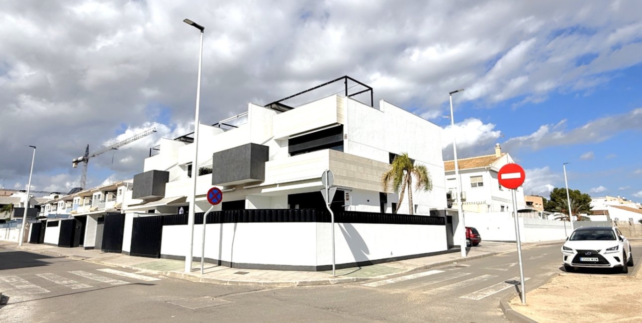 Reventa - Bungalow -
Pilar de la Horadada - Costa Blanca Sur